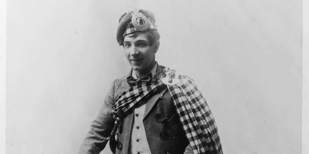 Roamin’ in the Gloamin’: Conservation of Harry Lauder Costumes